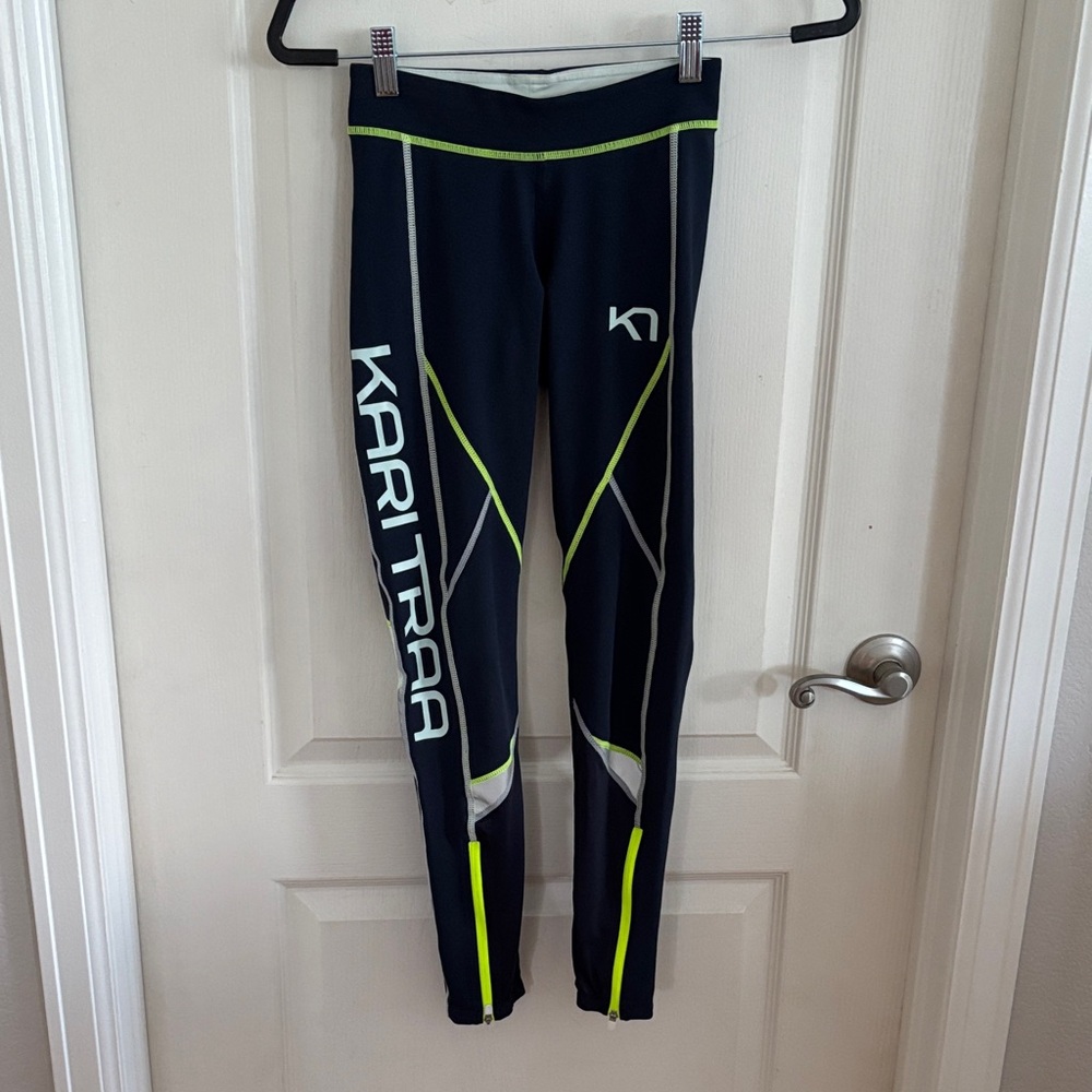 Kari Traa Women's Navy and Neon Yellow Leggings